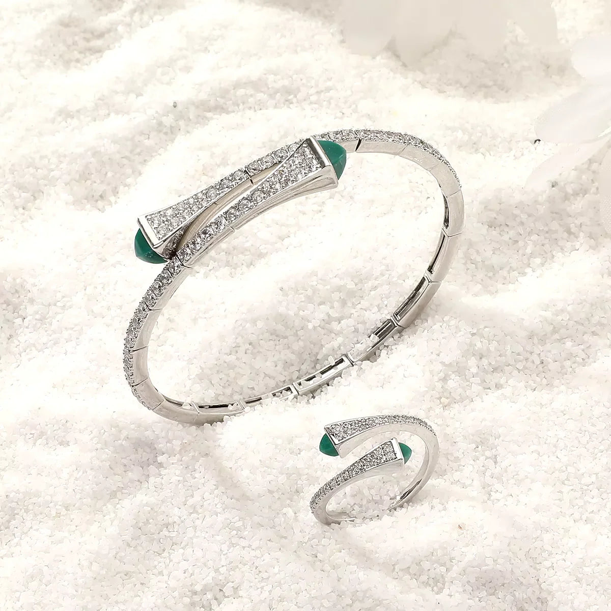 New Romatic Women'S Fashion 2 Pcs Bracelet & Ring Set Colorful Resin Simple Design Open Cuff Bangle Jewelry Set - MONVRCH